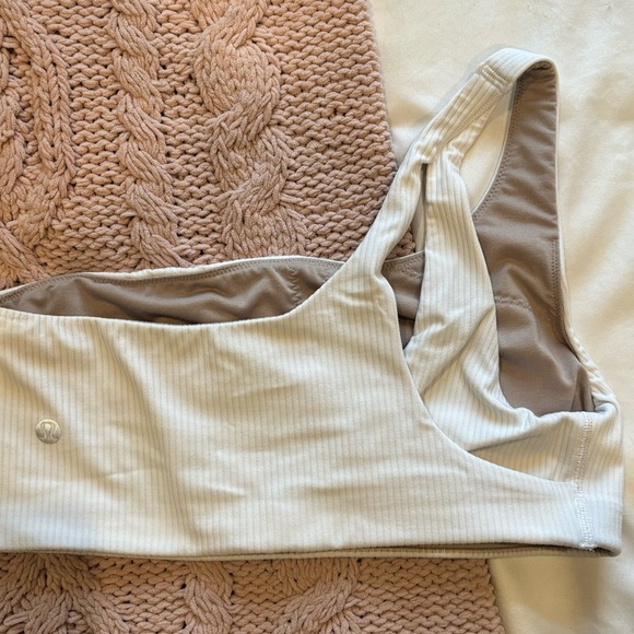 Lululemon Ribbed Nulu Asymmetrical Yoga Bra - Picture 6 of 7